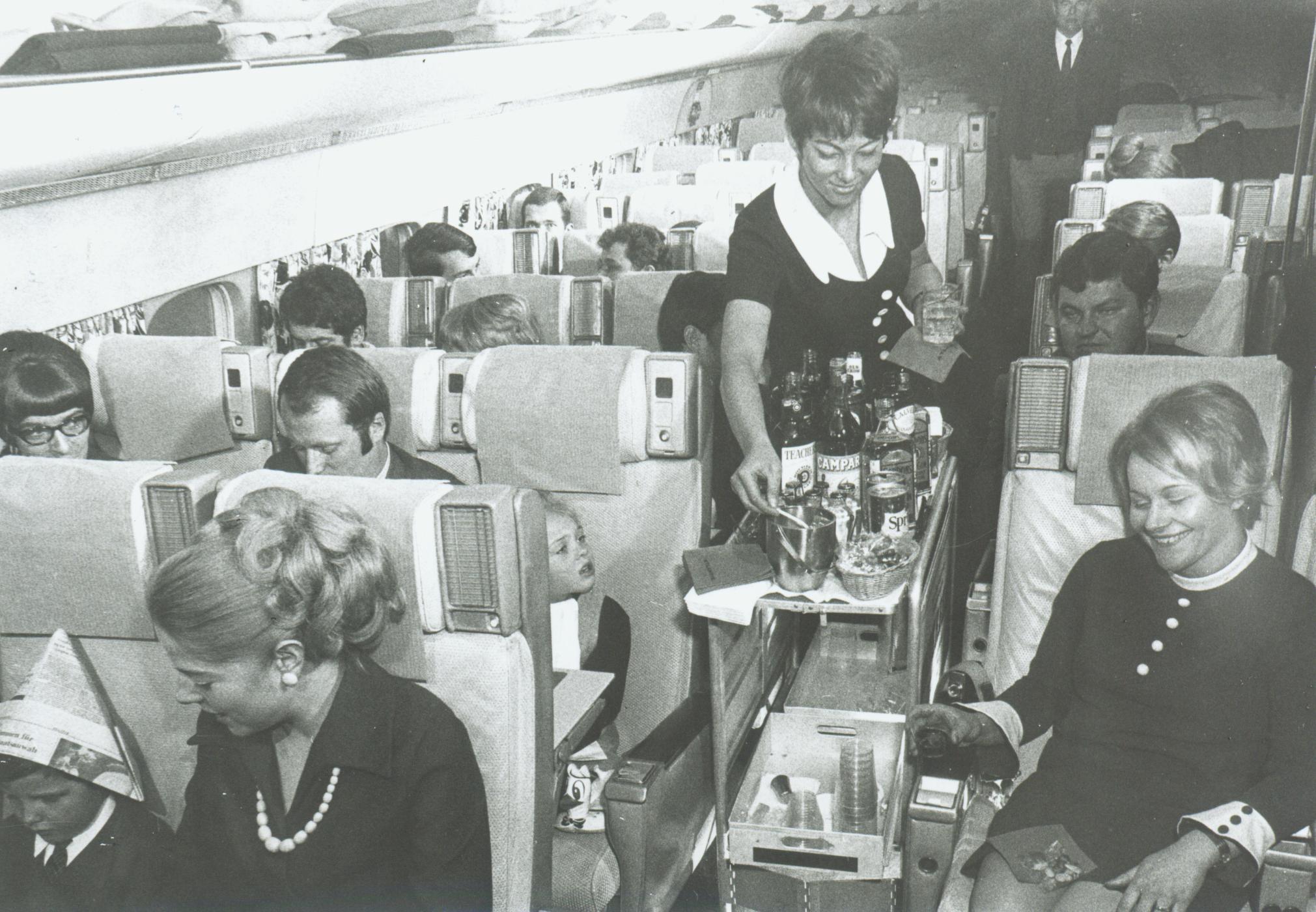 Bordservice, ca. 1972