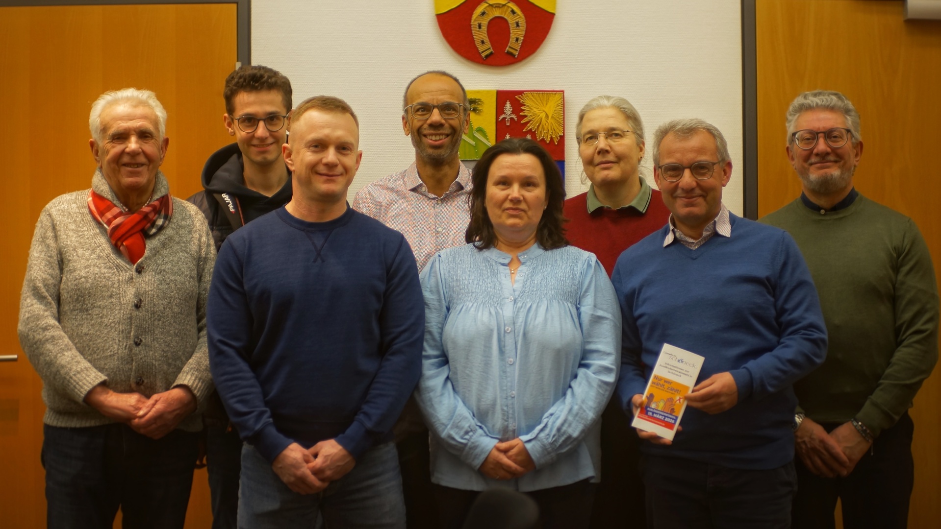 Von links nach rechts:
Stjepan Kesinovic, Philip Aliferis, Oleksandr Pashenko, Gabriel Topor, Gabrijela Sohns, Dr. Erika Divéky, Klearchos Aliferis, Davide Gazzetto, abwesend Roji Varughese